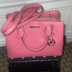 MICHAEL KORS Camille Pink Bag